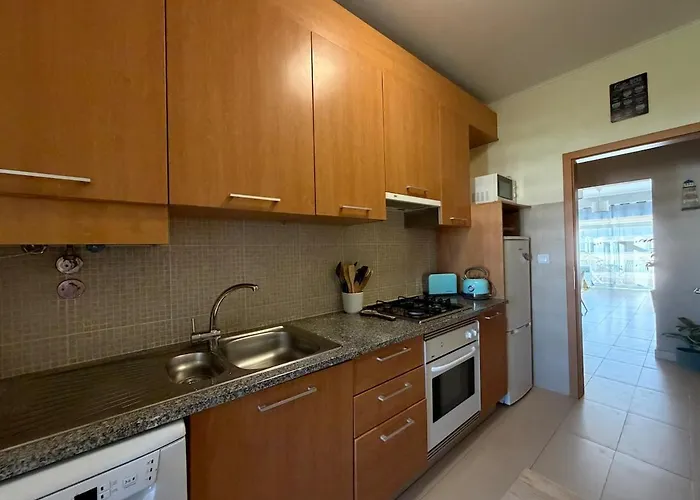 아파트 Cozy Private In Peaceful Compound Family-friendly Bicas